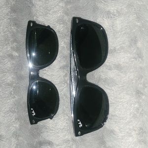Lot of 2 Ray Ban,Oakley, and Arnette.